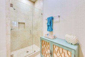 Huoneisto (3 Bedrooms) | Sisätilat
