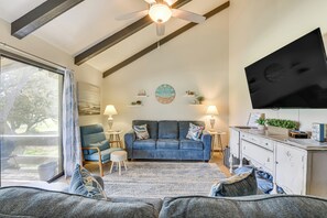 Apartment (2 Bedrooms) | Living area | TV - Miramar Beach Condo w/ Golf Course Views! (Miramar Beach)