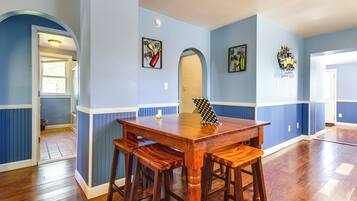 單棟房屋 (3 Bedrooms) | 內部