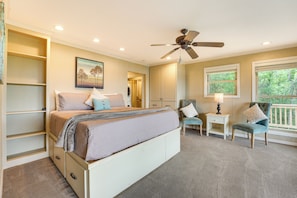House (2 Bedrooms) | Interior - Eagle Rock Gem on Table Rock Lake w/ Decks & Grill (Eagle Rock)
