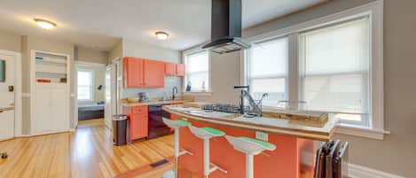 Microwave, oven, stovetop, dishwasher