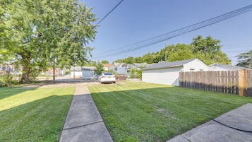 Apartment (1 Bedroom) | Interior