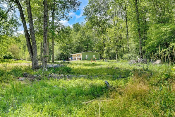 House (2 Bedrooms) | Interior - Secluded Poconos Cabin: 75 Acres & Fire Pit! (East Stroudsburg)