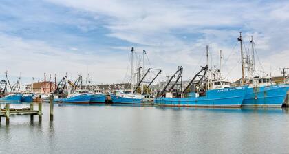 Atlantic City Abode - Walk to Beach & Boardwalk!