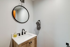 House (4 Bedrooms) | Interior - Spacious Flagstaff Home w/ Hot Tub & Fire Pit! (Flagstaff)