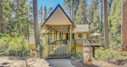 3 Mi to Shaver Lake: Cozy 'bears Hideaway' Cabin!