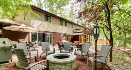 Camelback Pocono Getaway w/ Hot Tub & Games!