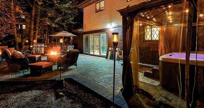 Outdoor Entertainment Space: Family Poconos Home
