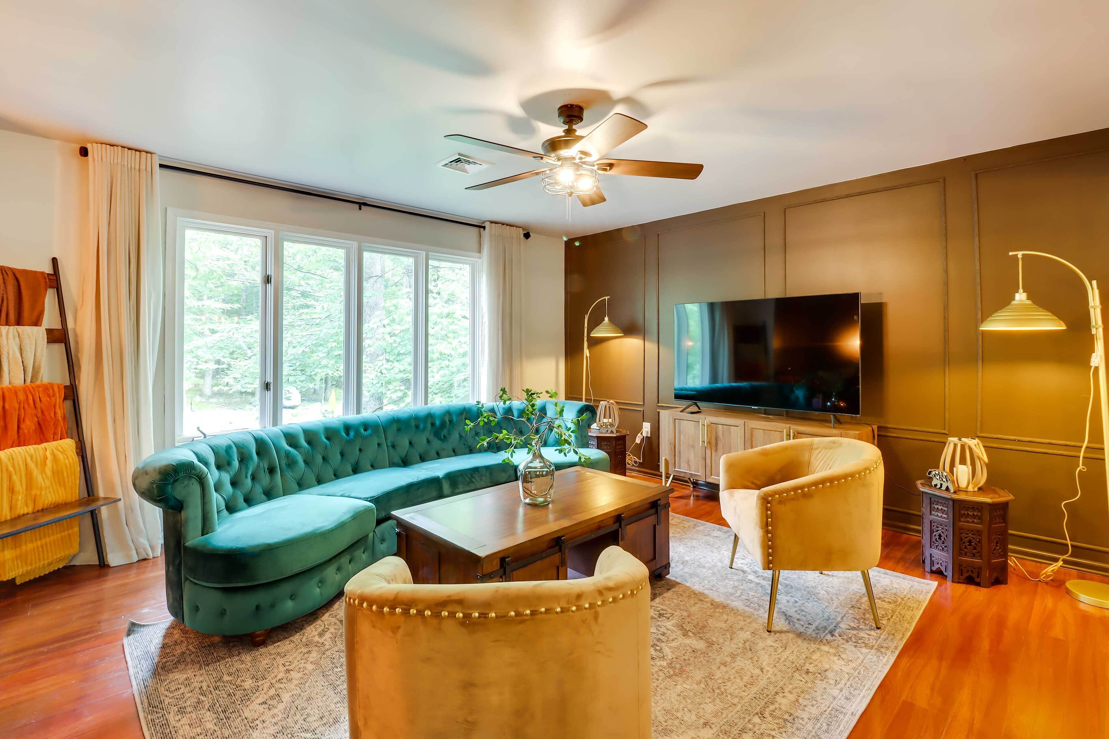 House (5 Bedrooms) | Interior