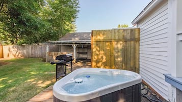 House (1 Bedroom) | Interior