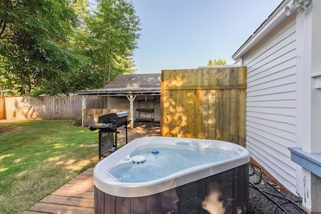 House (1 Bedroom) | Interior