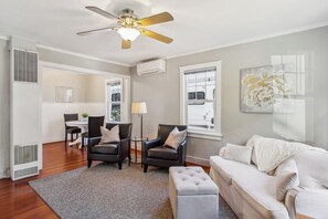 House (1 Bedroom) | Interior