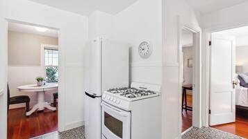 House (1 Bedroom) | Interior