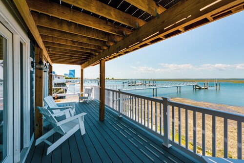 Brigantine Waterfront Vacation Rental w/ Grill