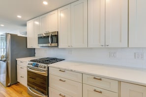 Apartment (2 Bedrooms) | Interior - Brigantine Waterfront Vacation Rental w/ Grill (Brigantine)