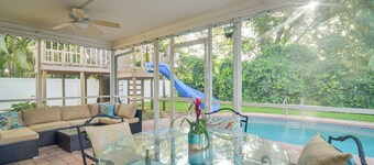 Largo Retreat w/ Private Pool, Slide & Treehouse!