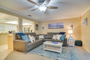 House (4 Bedrooms) | Interior - Private Pool, Slide & Treehouse: Largo Retreat (Largo)