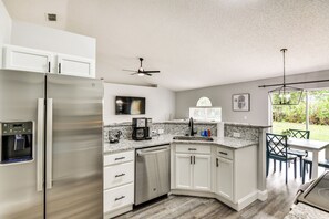 House (3 Bedrooms) | Interior