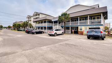 Apartment (1 Bedroom) | Interior