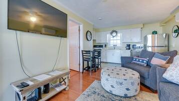 Apartment (1 Bedroom) | Interior