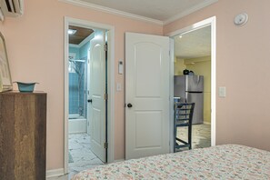 Apartment (1 Bedroom) | Interior - Walk to Beach! North Myrtle Beach Condo w/ Pool (North Myrtle Beach)