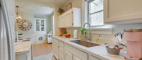 House (1 Bedroom) | Interior