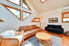 Apartment (0 Bedroom) | Interior - Pet-friendly Flagstaff Studio Cabin w/ Patio (Flagstaff)