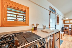 شقة (0 Bedroom) | المنشأة من الداخل