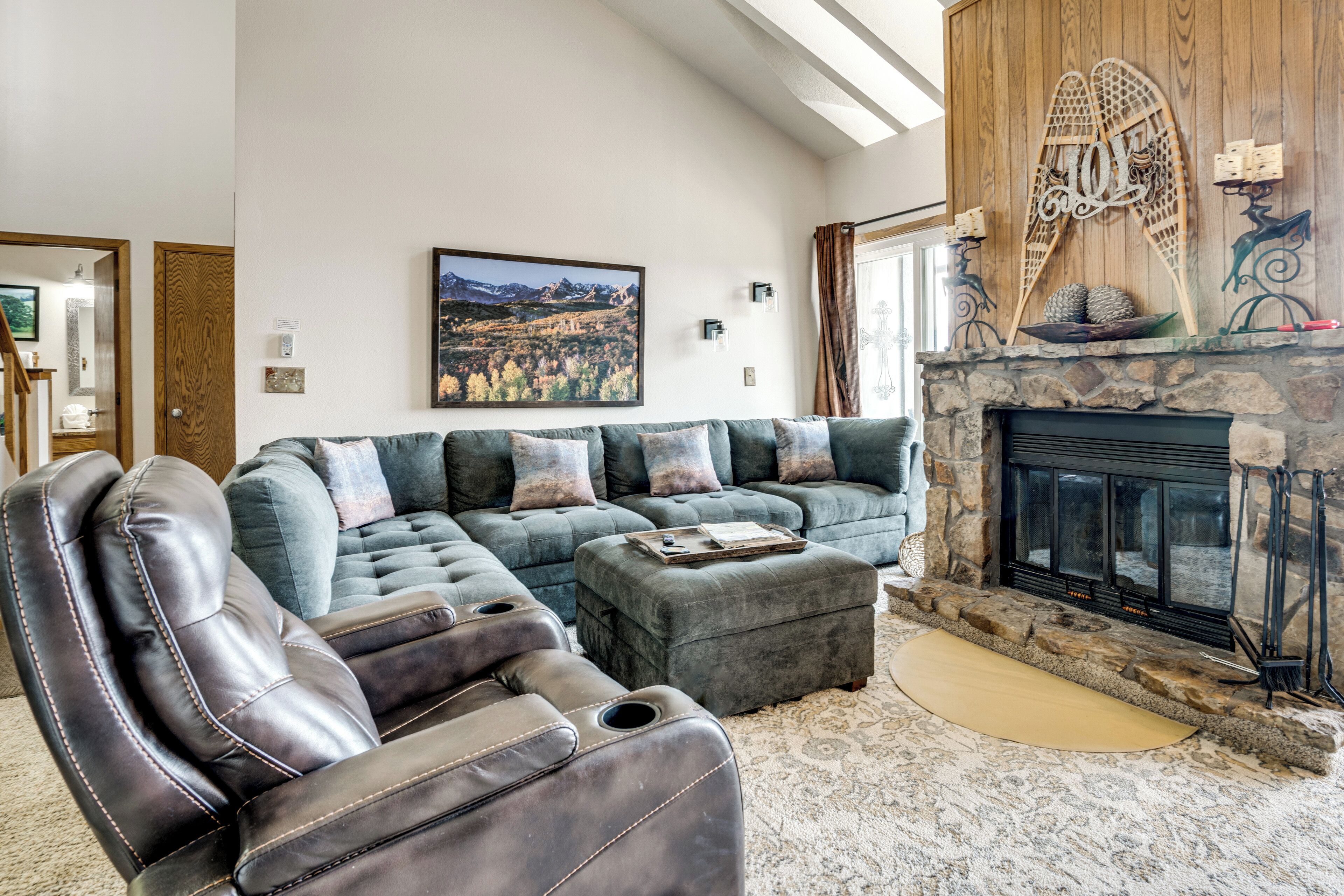 Apartment (2 Bedrooms) | Front of property