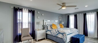 3 Mi to Rio Grande: Albuquerque Home w/ Balcony