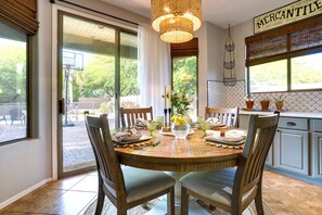House (3 Bedrooms) | Dining