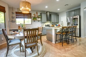 Microwave, oven, stovetop, dishwasher - 'sunny V' Arizona Retreat w/ Private Pool & Patio (Surprise)