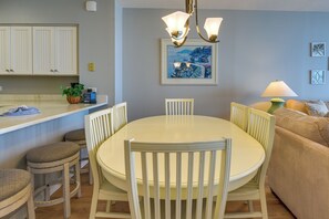 Apartment (2 Bedrooms) | Interior - Fort Walton Beach Rental w/ Pool & Hot Tub Access (Fort Walton Beach)