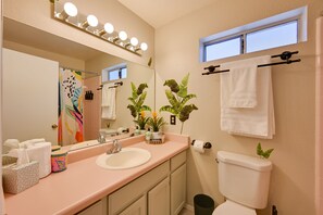 公寓 (3 Bedrooms) | 浴室 | 淋浴設備