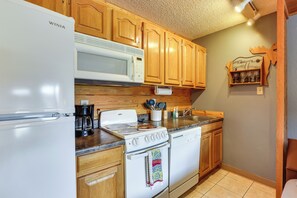Interior - 2 Mi to Granby Ranch: Granby Vacation Rental! (Granby)