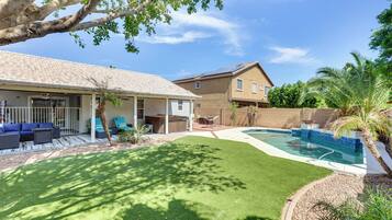 House (3 Bedrooms) | Front of property