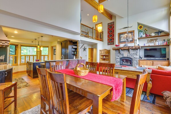 House (3 Bedrooms) | Interior