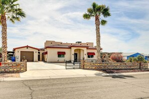 House (1 Bedroom) | Interior - Pet-friendly Vacation Rental Casita in Yuma (Yuma)
