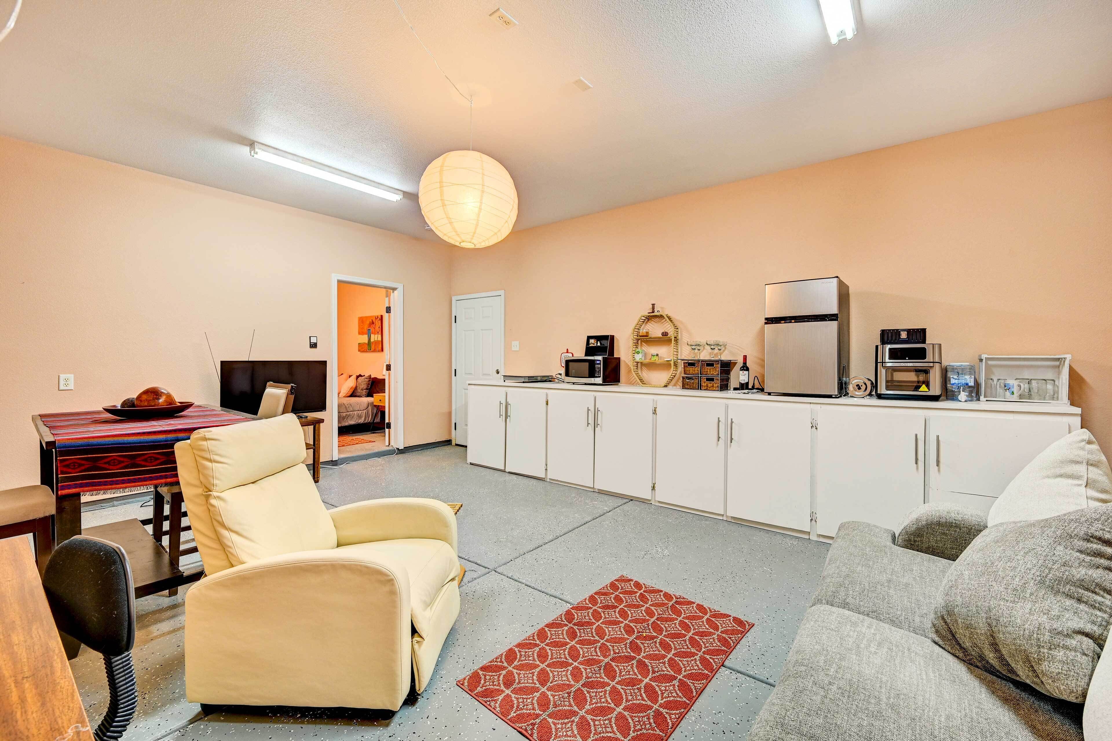 House (1 Bedroom) | Interior