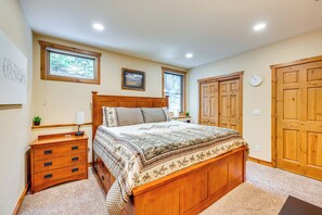 Apartment (4 Bedrooms) | Interior - Walk to Gondola: Condo w/ Deck in Winter Park! (Winter Park)