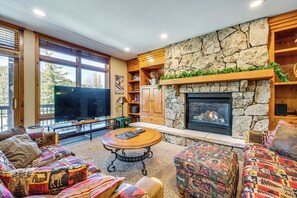 Apartment (4 Bedrooms) | Front of property - Walk to Gondola: Condo w/ Deck in Winter Park! (Winter Park)