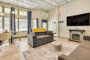 Apartment (0 Bedroom) | Interior - Keystone Lake Haven: Heated Pool & Ski Shuttle! (Keystone)