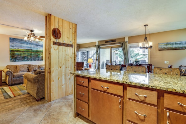 Apartment (2 Bedrooms) | Interior - 1 Mi to Marina: Frisco Condo w/ Mtn-view Balcony! (Frisco)