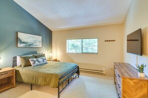 Apartment (2 Bedrooms) | Interior - Cozy Winter Park Condo: Bike, Ski, & Hike! (Winter Park)