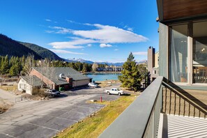 Interior - Inviting Keystone Condo Rental w/ Private Balcony! (Keystone)