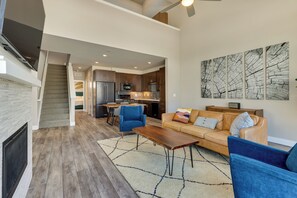 Apartment (2 Bedrooms) | Interior - Fraser Vacation Rental - Shuttle to Winter Park! (Fraser)
