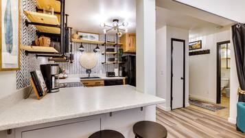 Apartment (1 Bedroom) | Interior