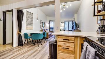 Apartment (1 Bedroom) | Interior