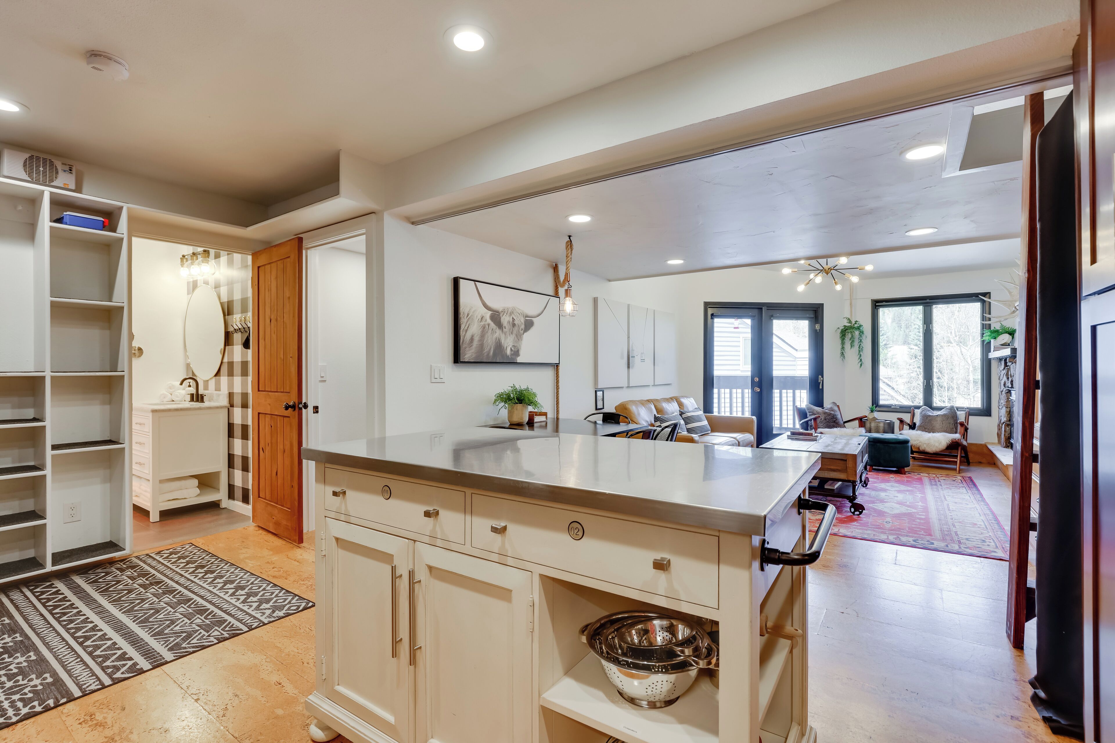 Apartment (1 Bedroom) | Interior