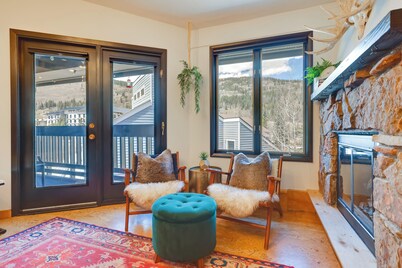 Copper Mtn Condo w/ Pool Access: Ski-in/walk-out!
